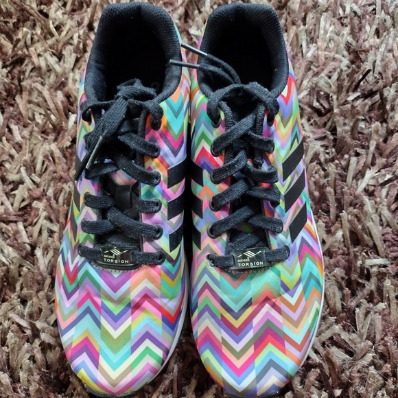 Adidas Unisex Torsion ZX Flux Chevron Rainbow Men's 7 Women's 8.5 - Picture 1 of 9